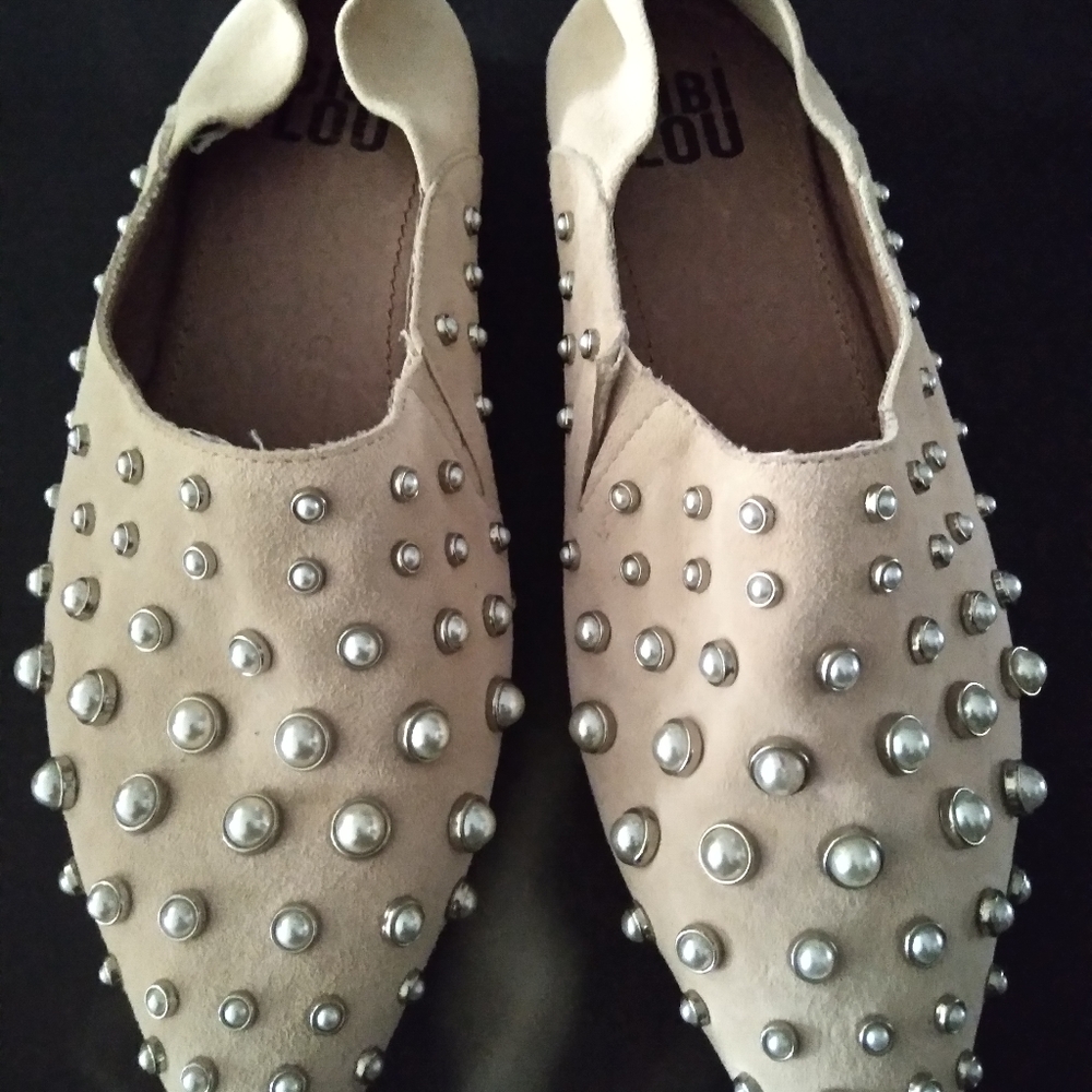 BIBI LOU WOMEN'S FLATS